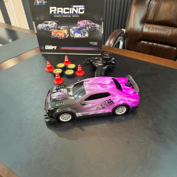 30KM/H RC Drift Racing Car 1:16 – LED Lights + Drift Kit