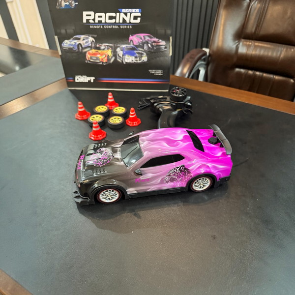 30KM/H RC Drift Racing Car 1:16 – LED Lights + Drift Kit